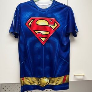 DC Comics Superman T-Shirt Size S Short Sleeve Blue Tee